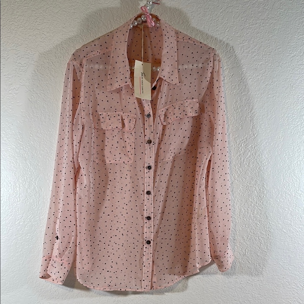 Two by Vince Camuto Women's Sheer Pink Button Up Blouse Size Medium NEW